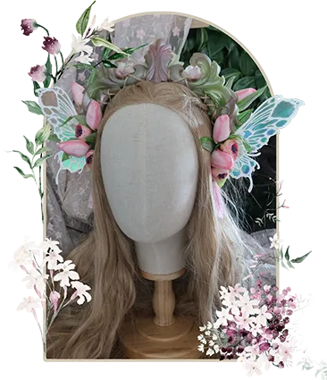 Kopfschmuck mit Feenflügeln und Blumen
